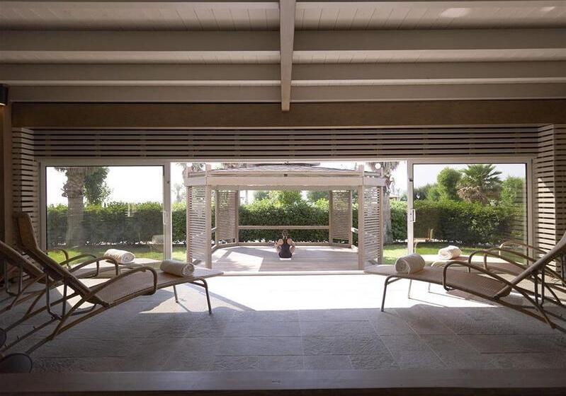 هتل Esperos Mare Resort & Spa