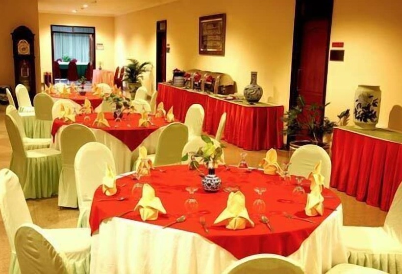 هتل Grand Tiga Mustika