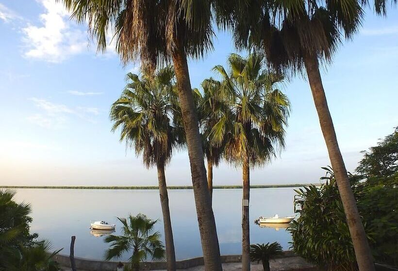 فندق Hôtel Kadiandoumagne