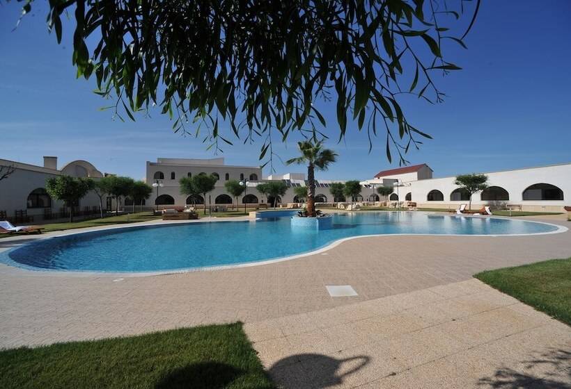 בית מלון כפרי Laurito Resort & Spa