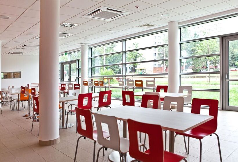 هتل Premiere Classe Wroclaw Centrum