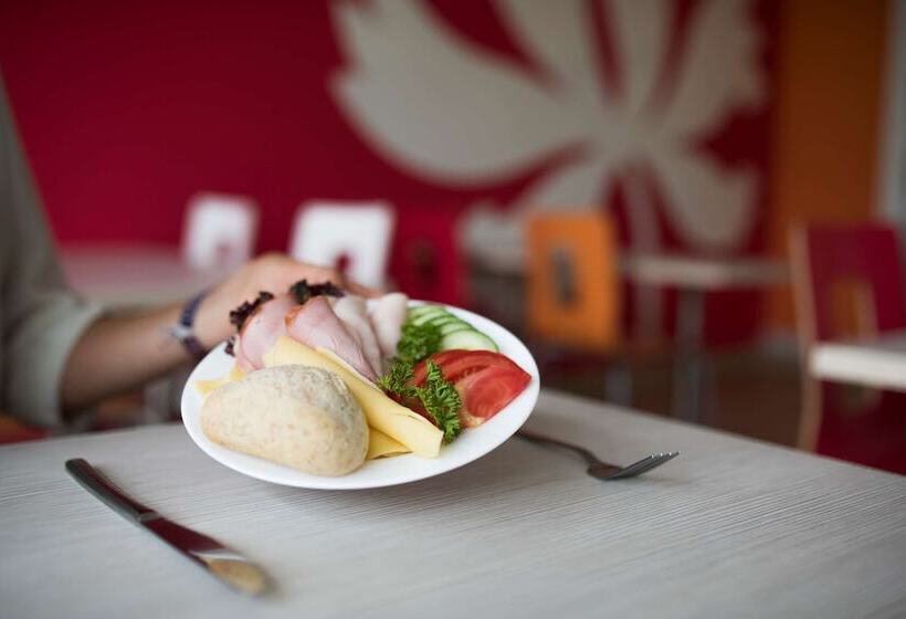 هتل Premiere Classe Wroclaw Centrum