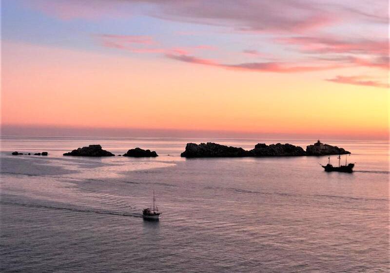 בית מלון כפרי Royal Palm