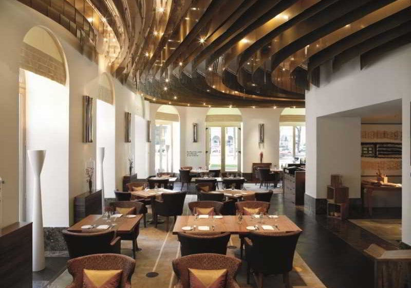 هتل The Ritzcarlton, Vienna