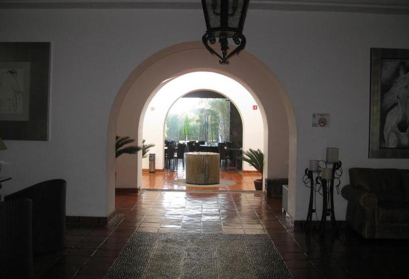 בית מלון כפרי Villa Mexicana Golf Resort