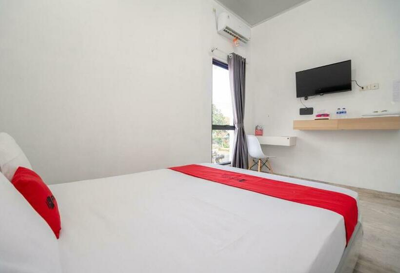 בית מלון כפרי Reddoorz Near Tugu Coklat Pesawaran Lampung