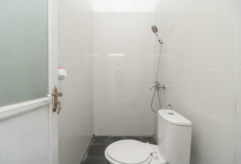 בית מלון כפרי Reddoorz Near Tugu Coklat Pesawaran Lampung