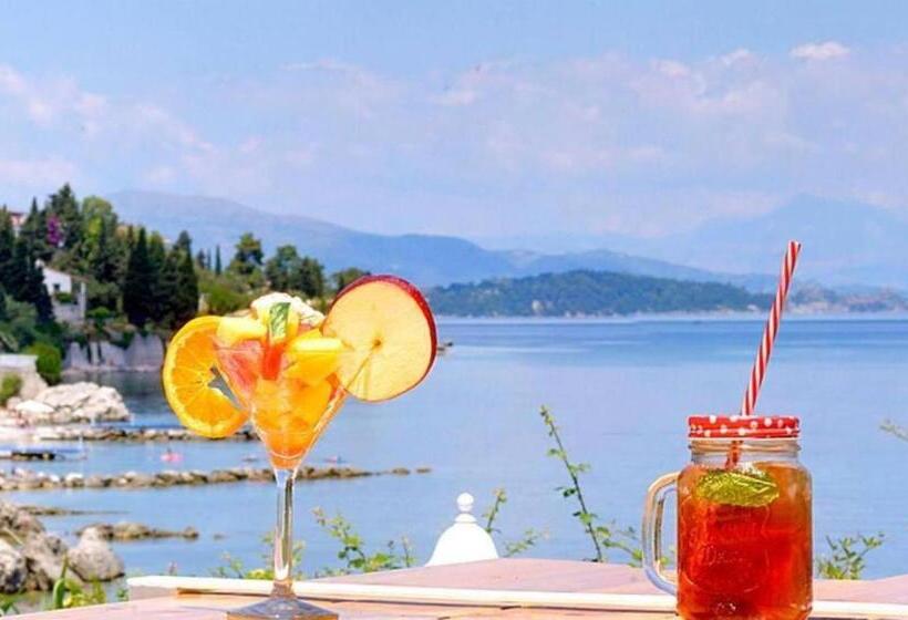 هتل Aurora Beach