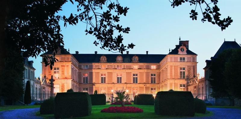 Отель Chateau Colbert