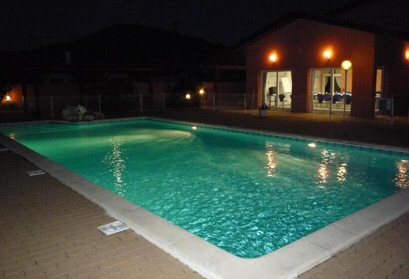 בית מלון כפרי Cit Hôtel  Hôtel D Occitanie