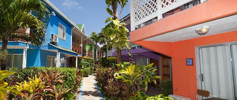 هتل Cocoplum Beach