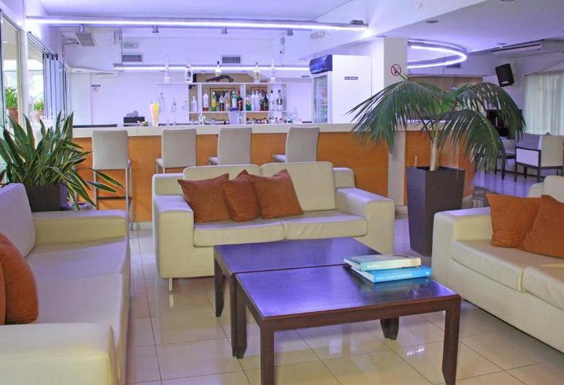 هتل Michel Apartments