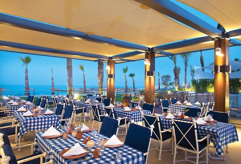 هتل Olympic Lagoon Resort Paphos