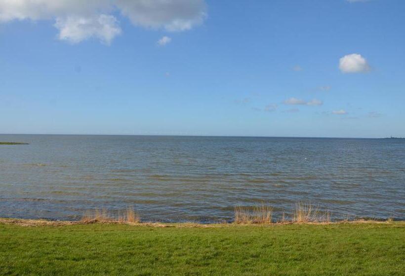 住宿加早餐  It Mearke