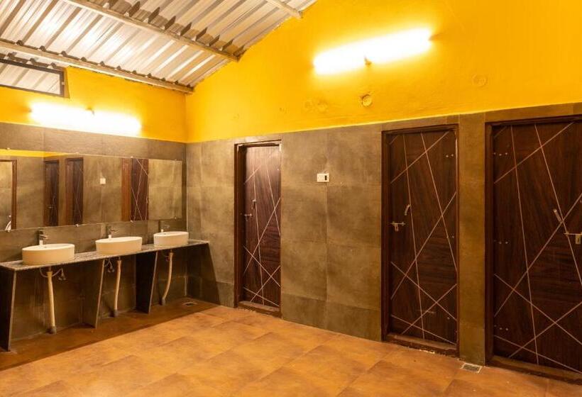 酒店 Dandeli Resorts Inn