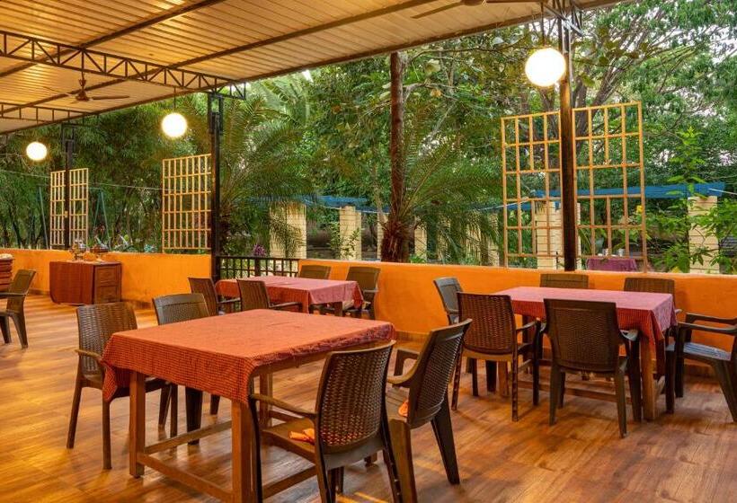 酒店 Dandeli Resorts Inn