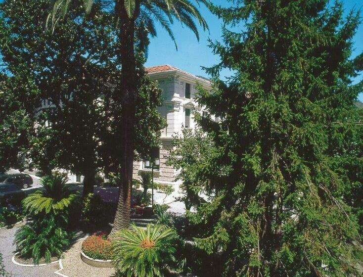Hotel Villa Elena