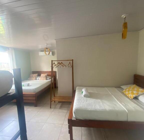 بنسيون Hostel Travelers Chitre