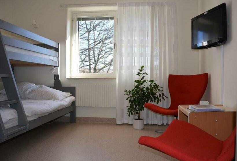 بنسيون Katrinebergs Folkhögskola B&b
