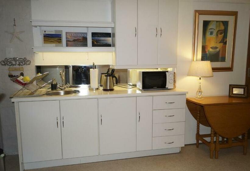Pension Valentines Hermanus