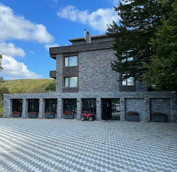 住宿加早餐 Adess Otel