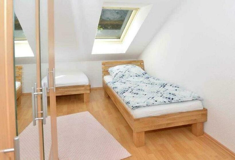בית מלון כפרי Ferienwohnung Roessing 25194