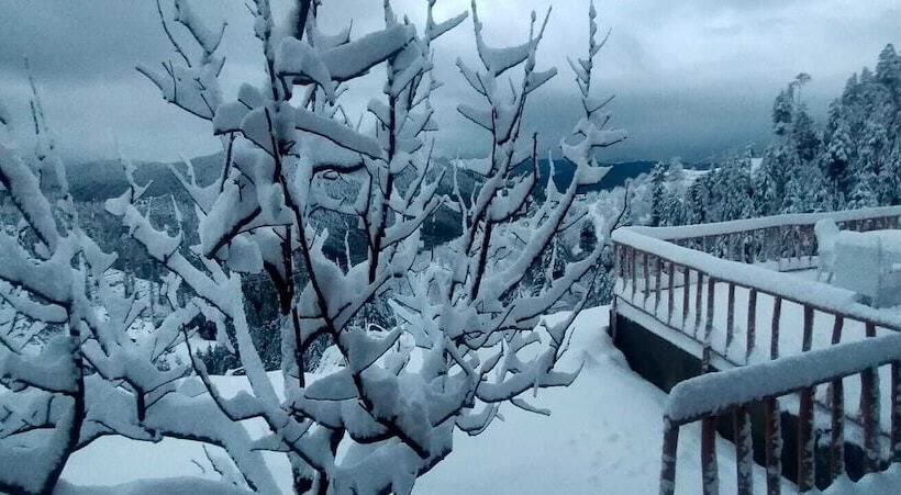 مبيت وإفطار Jomotel Talai