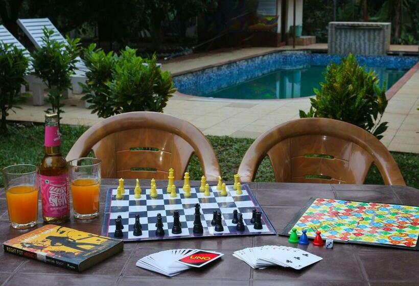 Отель Misty Courtyard By Spicy Mango