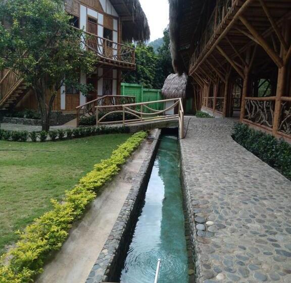 تختخواب و صبحانه Bambu Tayrona