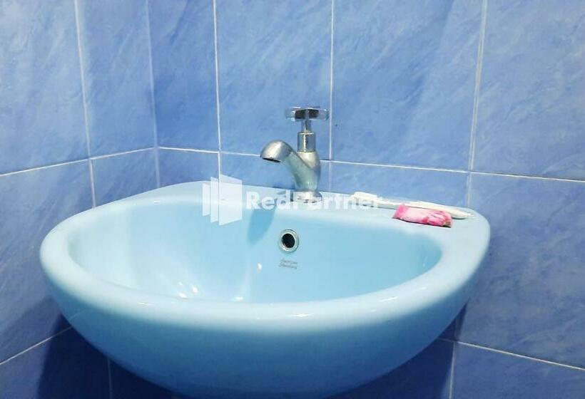 هتل Roemah Proklamasi Syariah Mitra Reddoorz