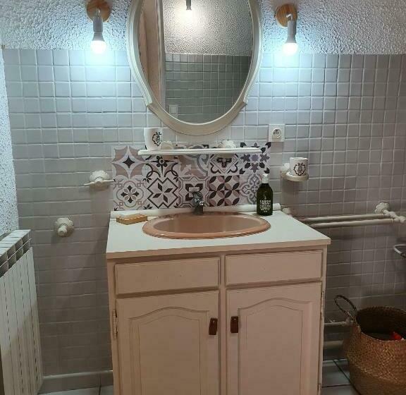 Пансион Suite Parentale Castillon Du Gard