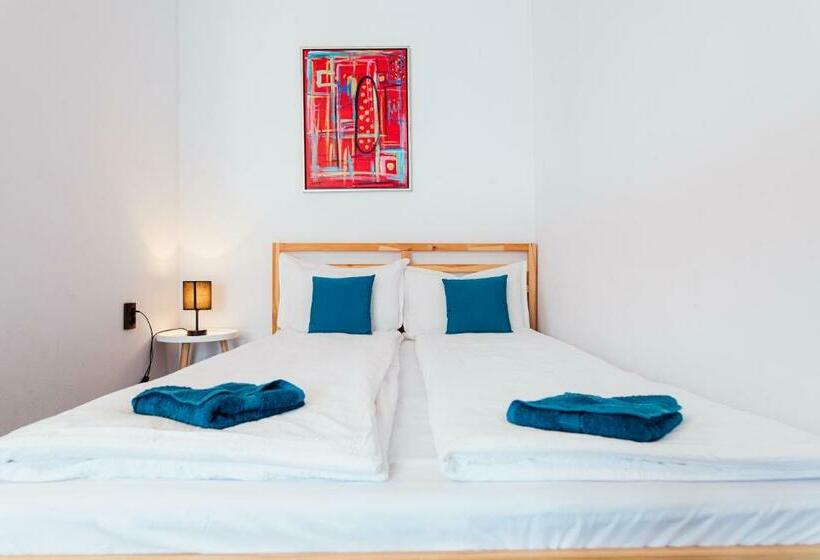 פנסיון Szitas Rooms