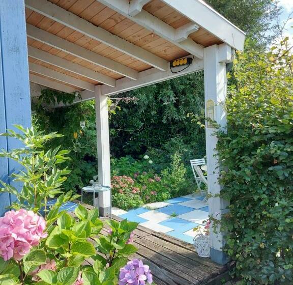 مبيت وإفطار Bed En Breakfast Onder Aan De Dijk
