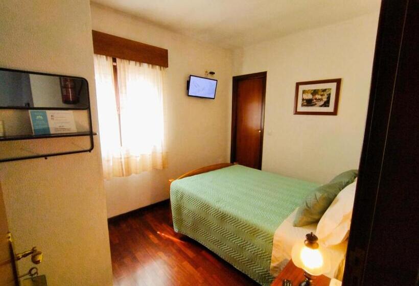 פנסיון Casa Hóspedes Polido