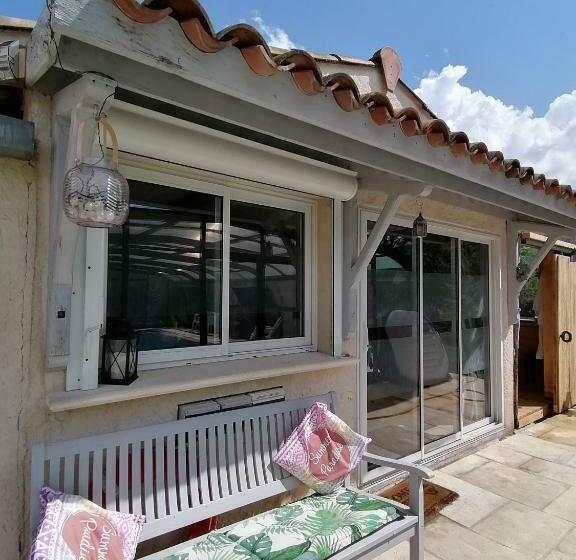 住宿加早餐  Chambre Avec Jacuzzi Privatif Le Pêcher