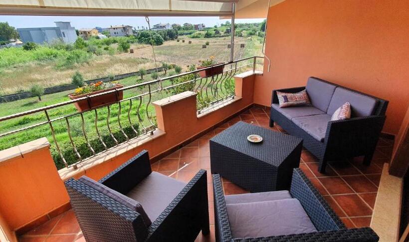 مبيت وإفطار Villa Laregina