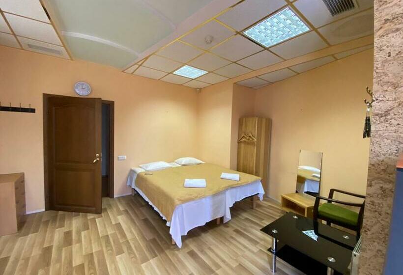 Majaka Hostel
