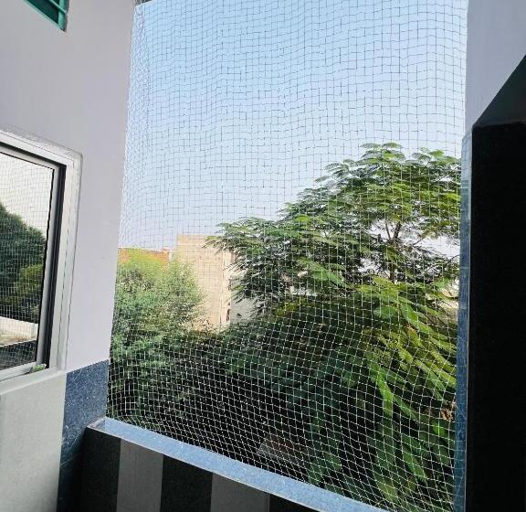 פנסיון Bhoora House