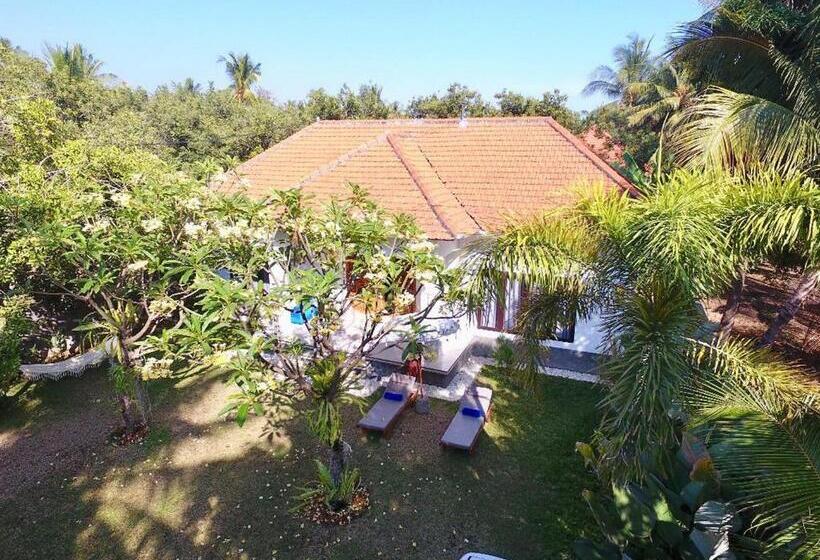 펜션 Gede House Tejakula
