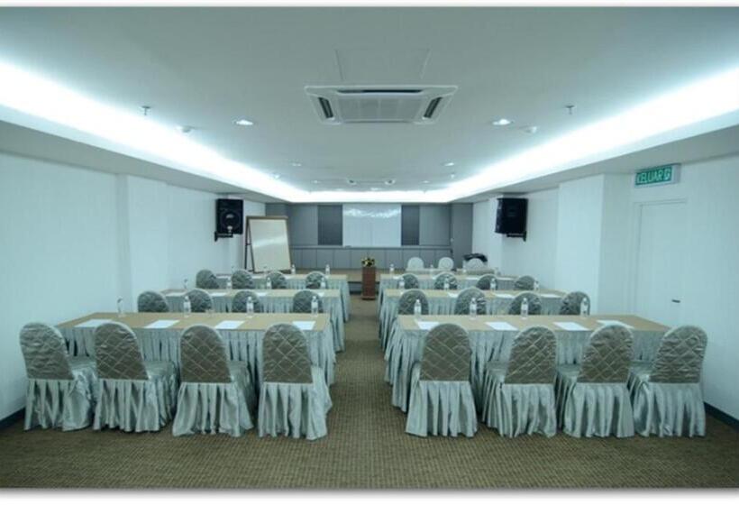 فندق Crystal Lodge