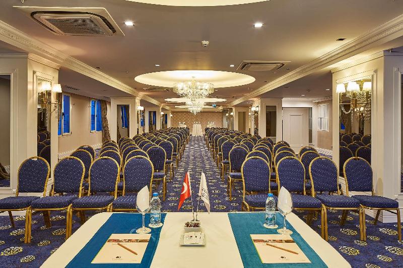 Doubletree By Hilton Hotel Izmir   Alsancak