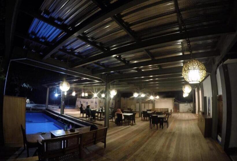 هتل Good Heart Resort Gili Trawangan