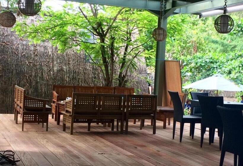 هتل Good Heart Resort Gili Trawangan