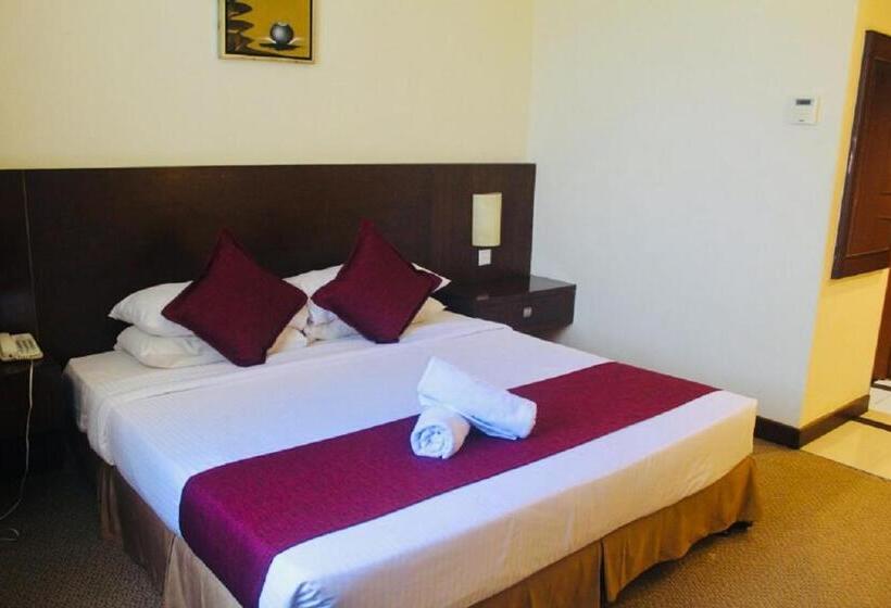 酒店 The Grand Puteri