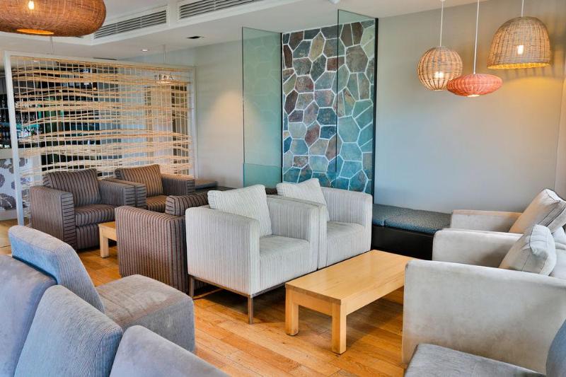 בית מלון כפרי Lady Bay Resort