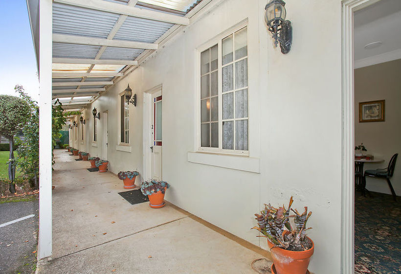 فندق Merton Manor Exclusive B&b