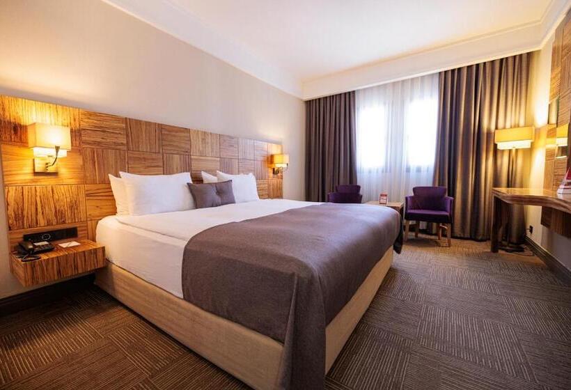 هتل Ramada by Wyndham Cappadocia