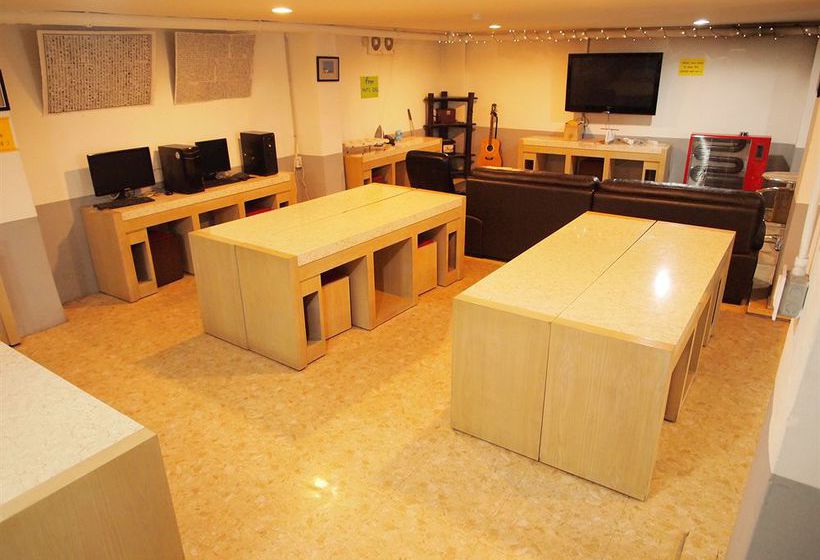 Shinchon Hostel
