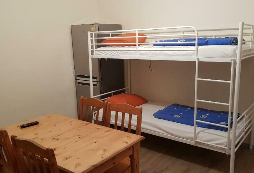 호스텔 Kolmården Motel Apartments And Cottages