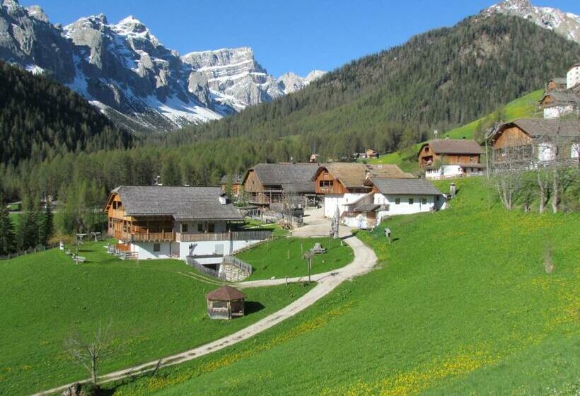 Отель Agriturismo Lüch De Vanc